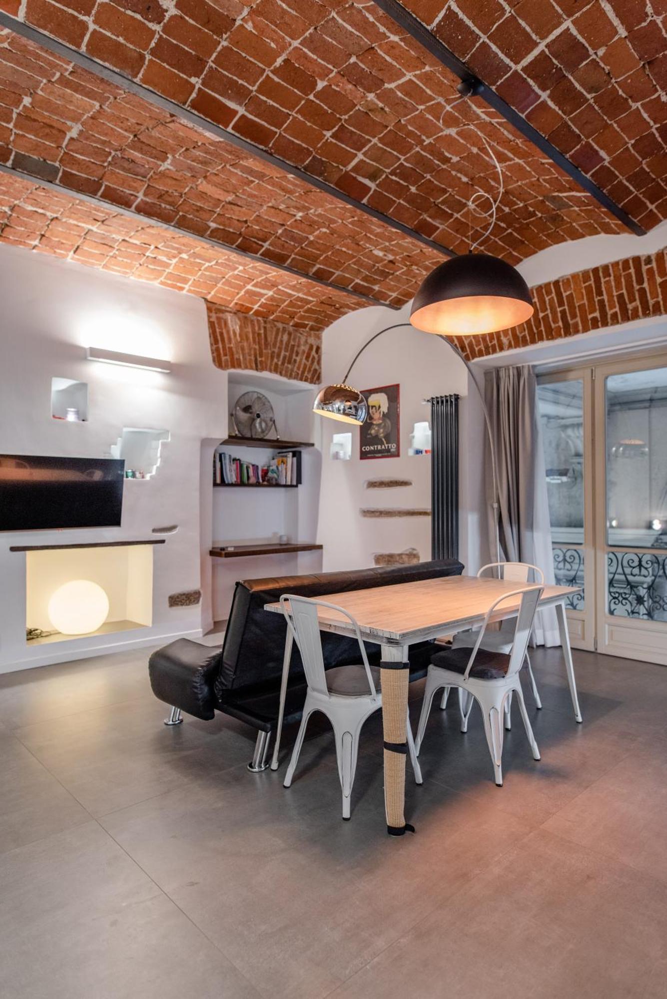 Suite & Queen Apartments Turin Bagian luar foto
