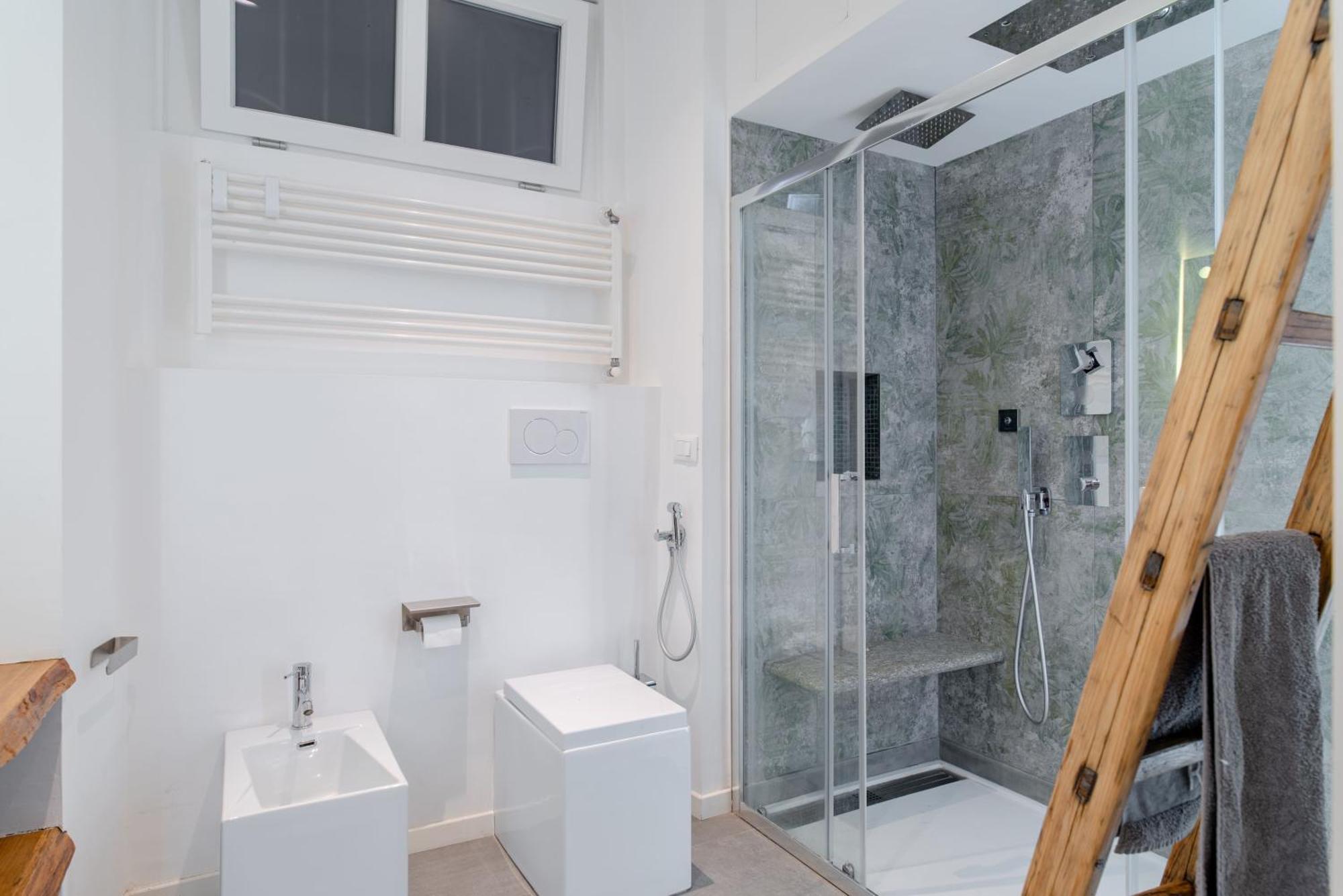 Suite & Queen Apartments Turin Bagian luar foto
