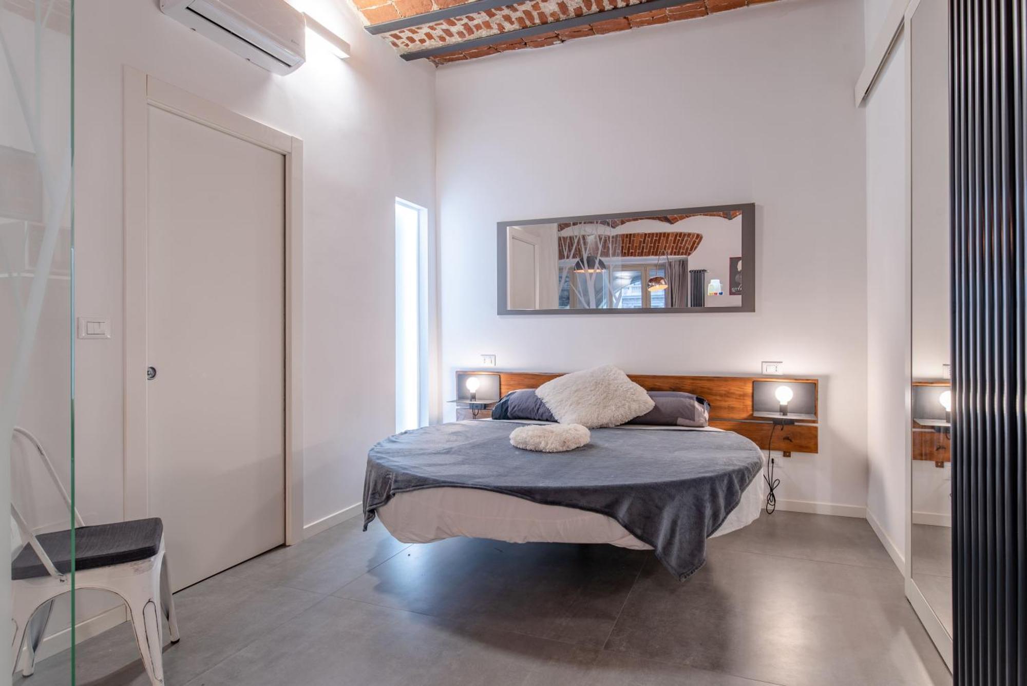 Suite & Queen Apartments Turin Bagian luar foto