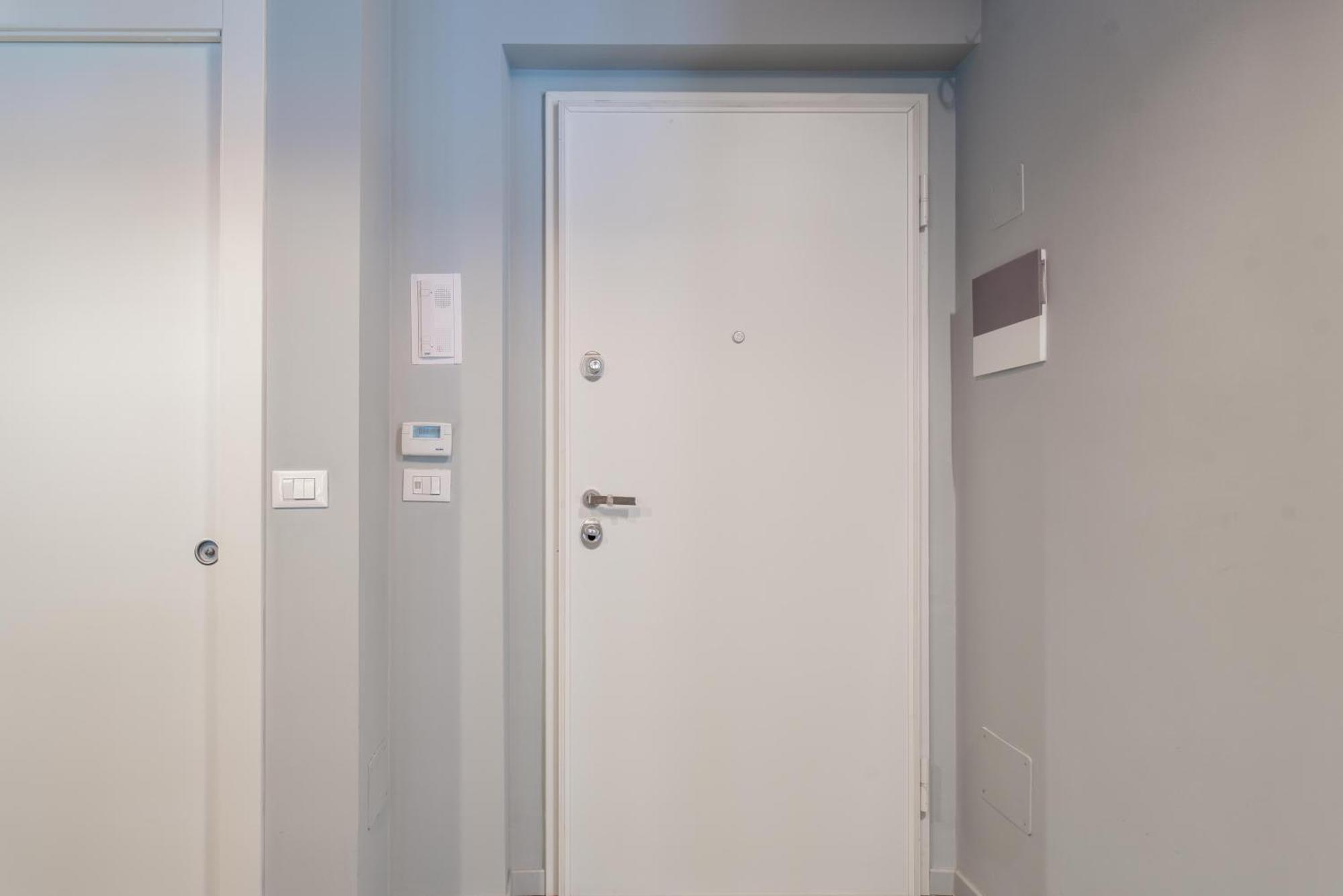 Suite & Queen Apartments Turin Bagian luar foto