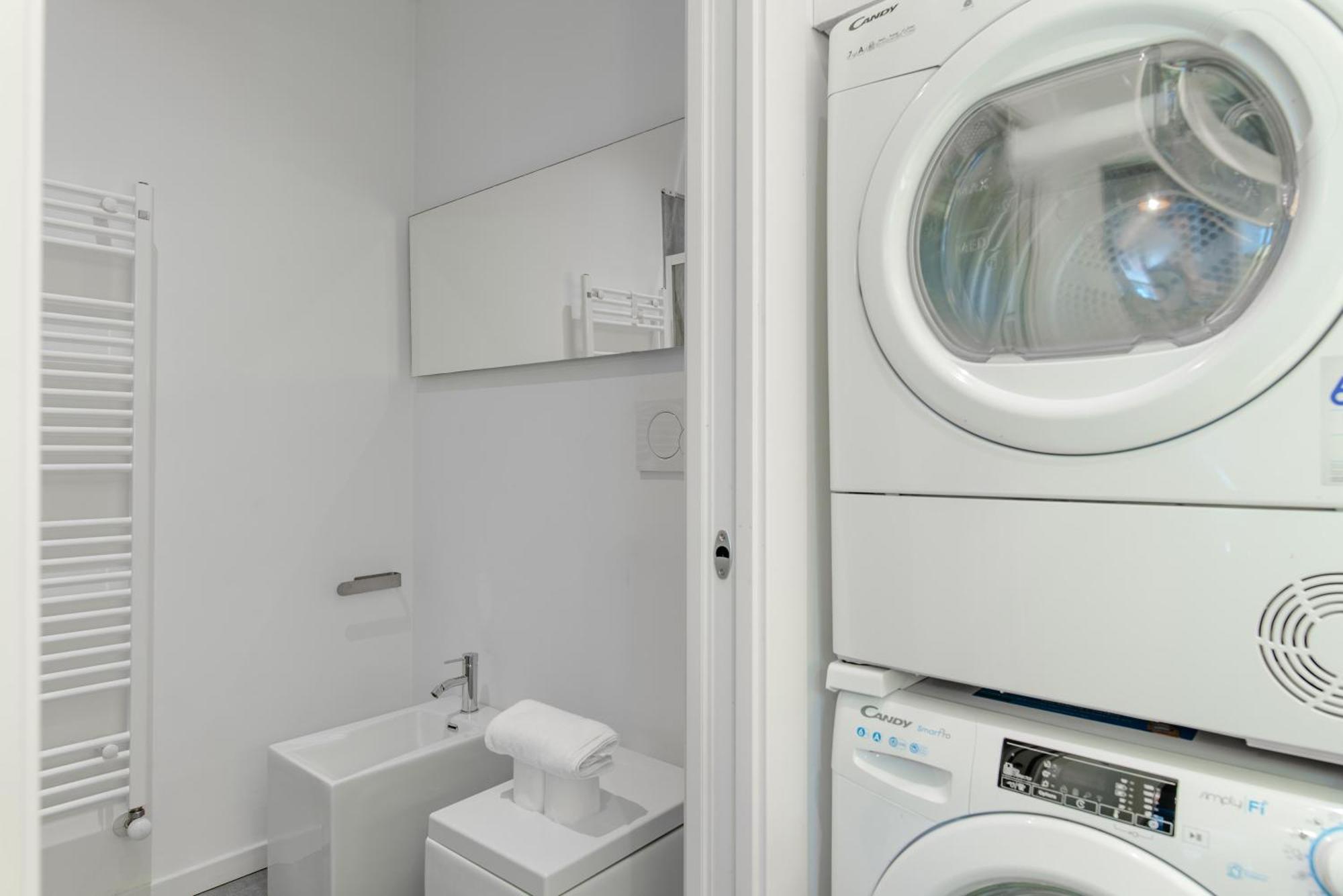 Suite & Queen Apartments Turin Bagian luar foto