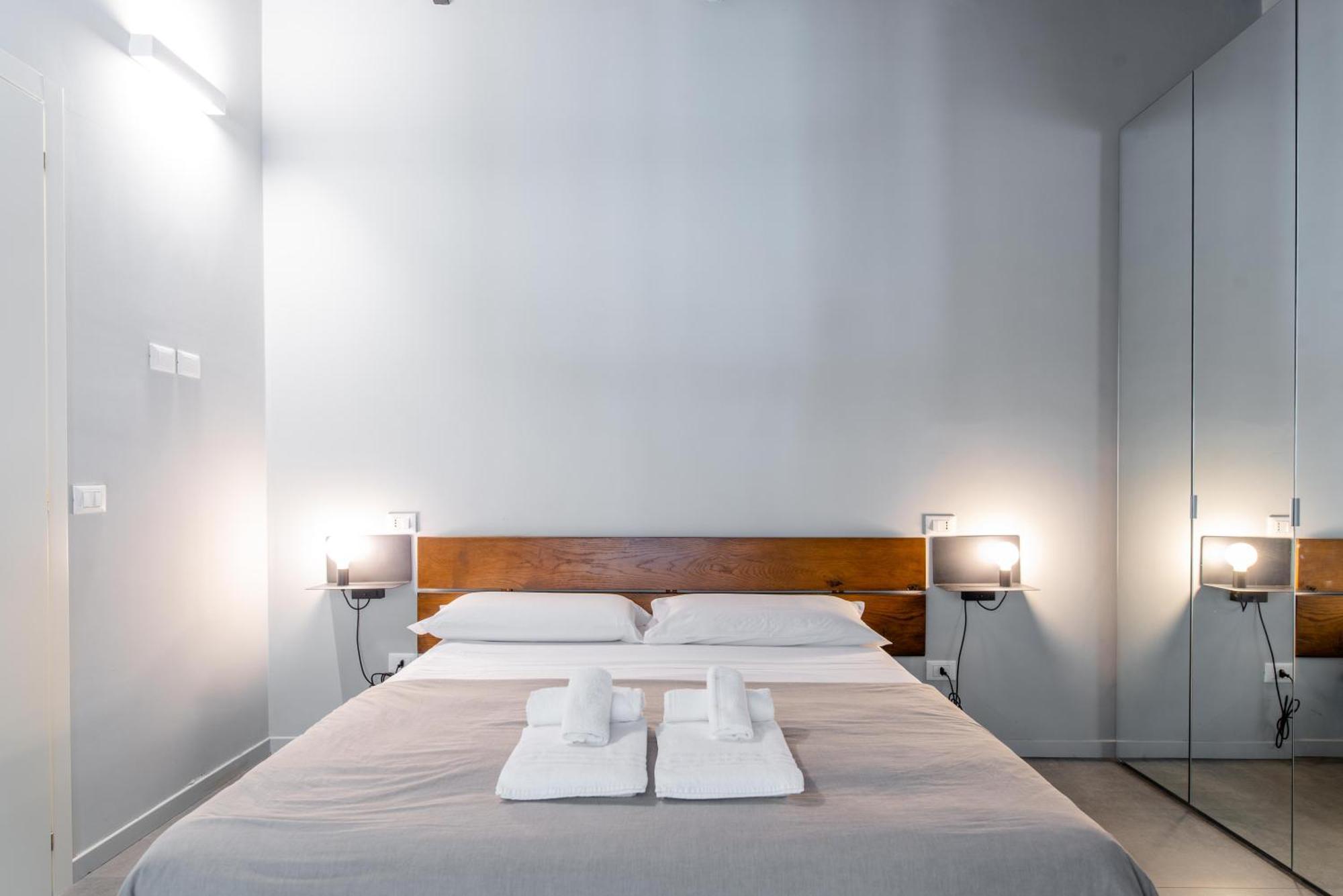 Suite & Queen Apartments Turin Bagian luar foto